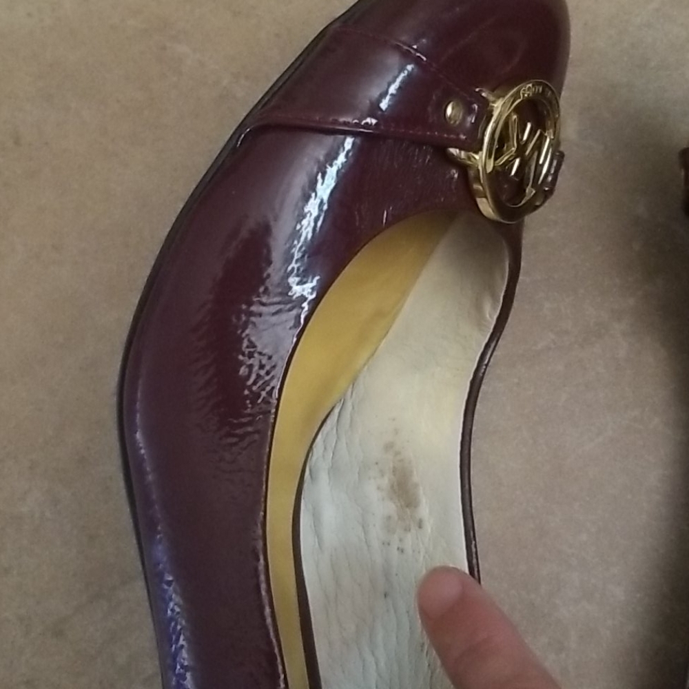 Michael Kors Brown & Gold Heels - Picture 9 of 11